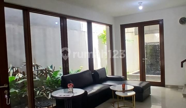 Ready-to-Live Furnished House at Buah Batu Square 2