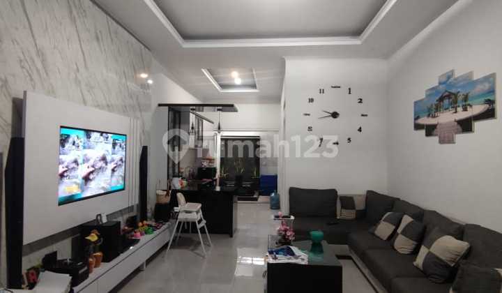 Cool Cheap Minimalist House in Mekar Wangi Bandung