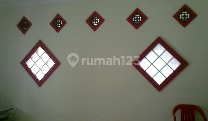 Strategic Ready-to-Use Shop House in Surapati Core Bandung 2