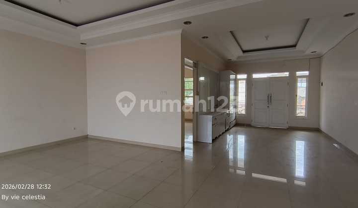 Office House 2F Maid Road Strategic Area Turangga Buah Batu 2