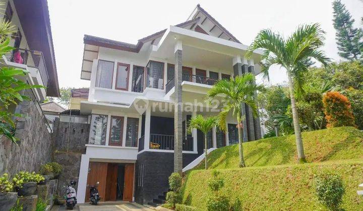Rumah Modern Minimalis Ada Pool Furnished Di Dago Pakar Resor  1