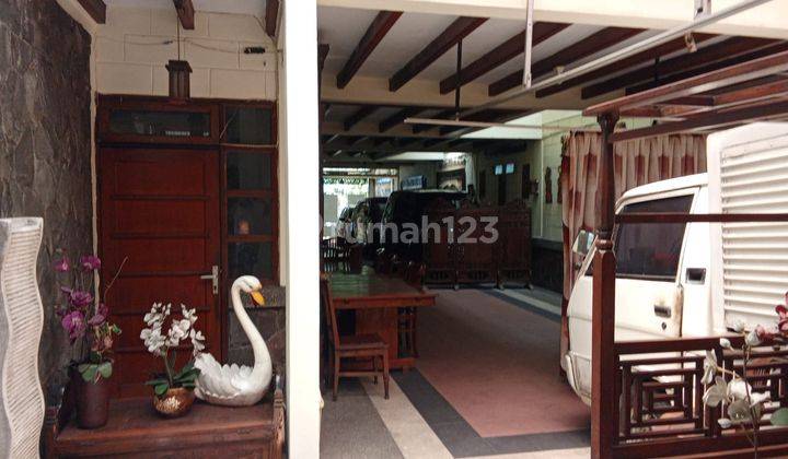 Rumah Heritage Besar Terawat di Sayap Dago Bandung 1