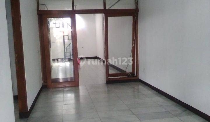 Rumah Nyaman Semi Furnish Di Kembar Regol Bandung 1