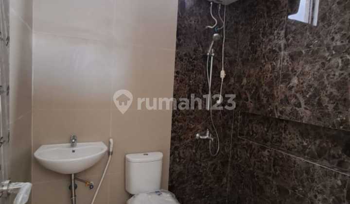 New 2-Unit House in Batu Indah Near Batununggal Bandung 2