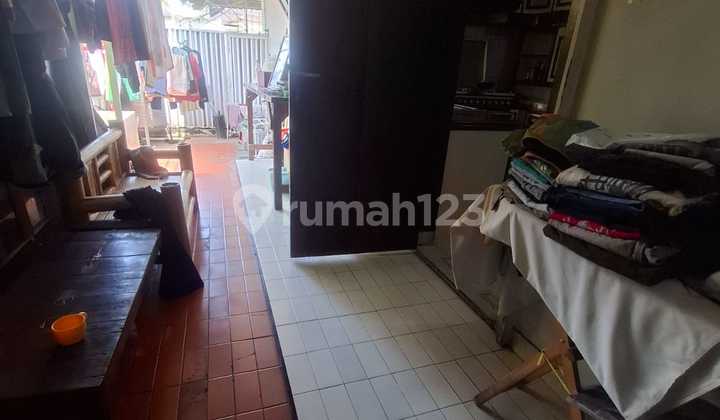 2-Story Cozy Ready-to-Occupy Hook House in Setrasari, Bandung 2