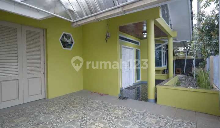 Comfortable Ready-to-Live Home in a Cluster in Antapani, Bandung