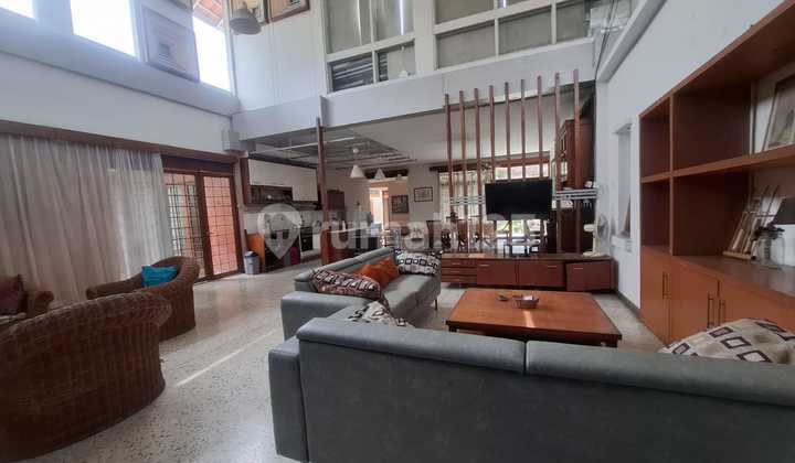 Rumah Besar Terawat Siap Huni di Sayap Terusan Sutami Bandung 1