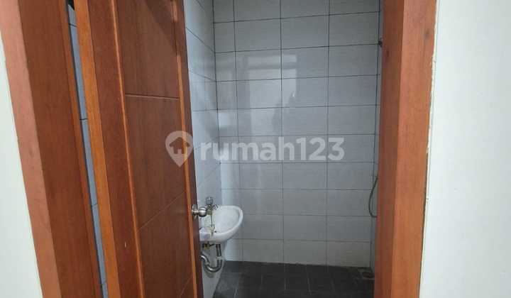 Ready-to-Use 2-Story Shophouse in Strategic Mainroad Nanjung Cimahi Ready-to-Use 2-Story Shophouse in Strategic Mainroad Nanjung Cimahi