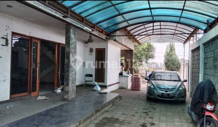 Villa 2 Lantai Luas Daerah Kolonel Masturi Bandung Barat