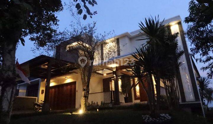 Rumah Mewah Full Furnish Di Komplek Resor Dago Pakar Bandung  1