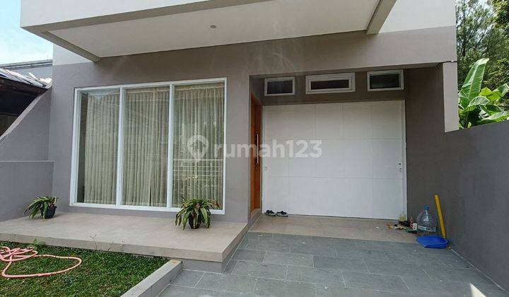 Rumah Gress Modern Strategis Sayap Tubagus Ismail Cigadung Dago 2