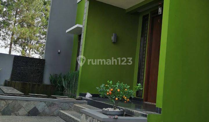 Rumah Minimalis Dua Lantai di Pondok Hijau Indah 1