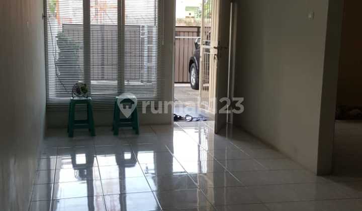 Rumah Siap Huni Nyaman di Komplek Permata Arcamanik Rumah Siap Huni Nyaman di Komplek Permata Arcamanik