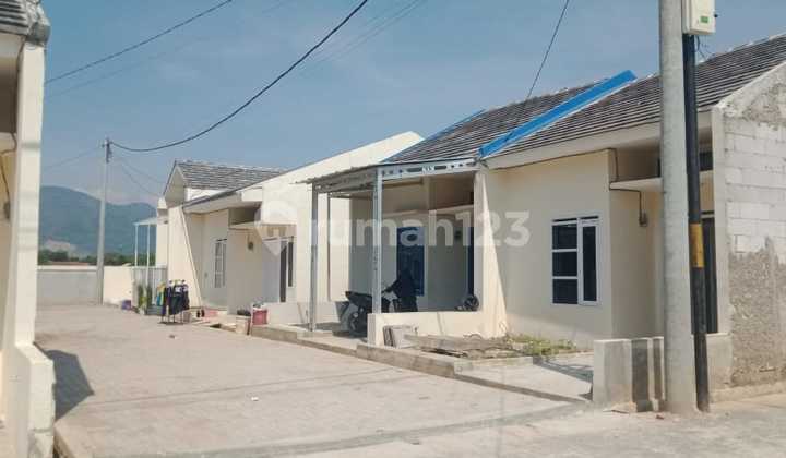 Rumah mewah murah free desain legalitas SHM bebas banjir 9