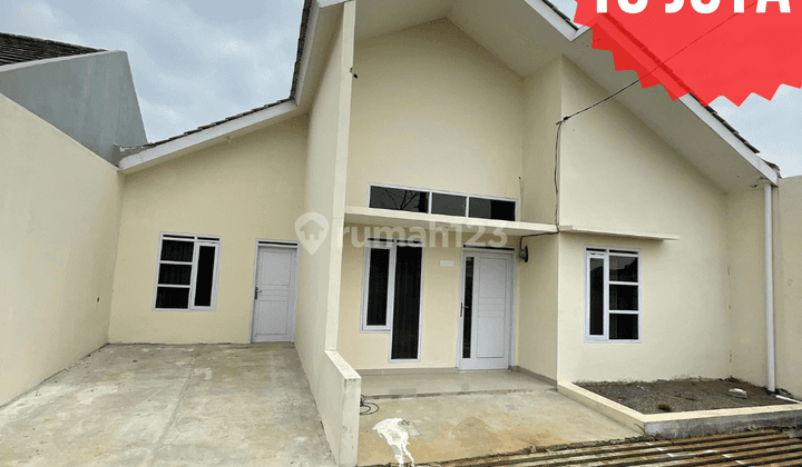 Wujudkan Mimpi Anda Punya Rumah Mewah Strategis Dekat Jalan Utama 7