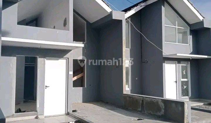 Rumah konsep Eropa 1,5 lantai 3 KT lebih nyaman  2