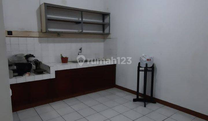 Sewa rumah jl muara, di sayap BKR, pusat kota 2