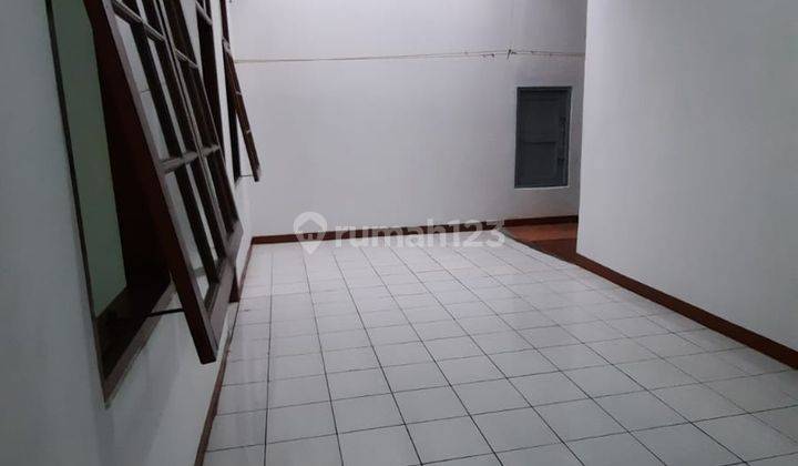 Sewa rumah jl muara, di sayap BKR, pusat kota 3