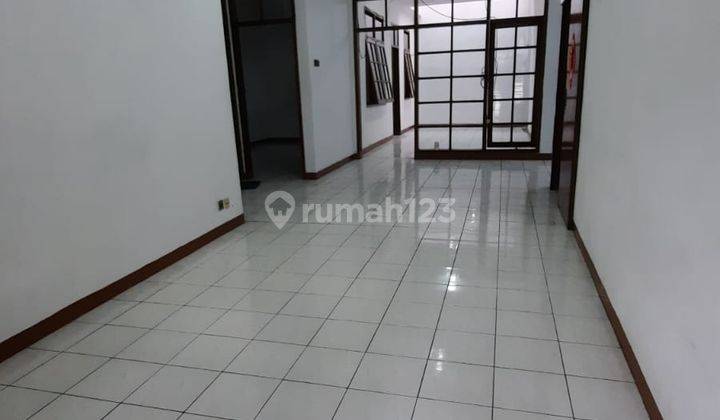 Sewa rumah jl muara, di sayap BKR, pusat kota 1