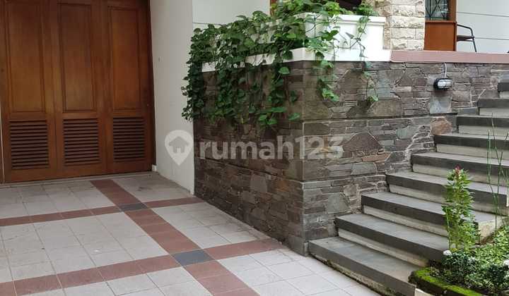 Dijual Rumah di Sayap Pasteur Dijual Rumah di Sayap Pasteur