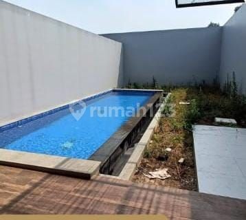 Jual Rumah di Komplek Setiabudhi Regency 2