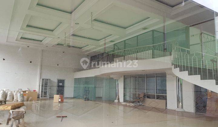 Gedung Ex Showroom bagus, strategis jalan raya sunter, Kantor 2