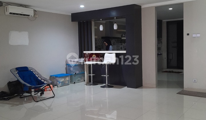 Rumah, 2 Lantai, SHM, di Bintaro, 2