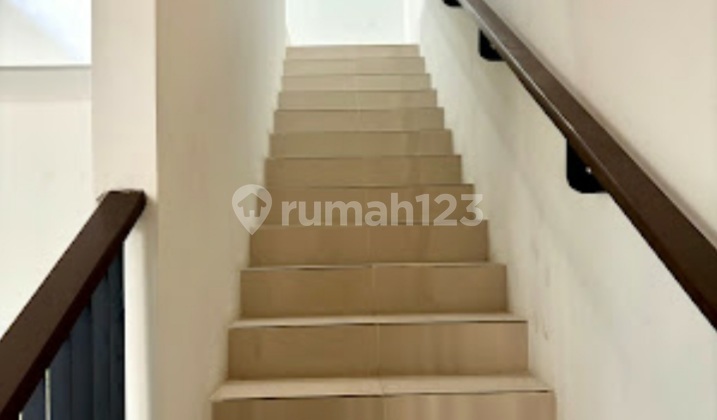 Rumah Bagus di Discovery Amore Bintaro Sektor 9 2