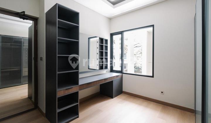 hot sale rumah bagus mewah 3 lantai di discovery residance, bintaro jaya