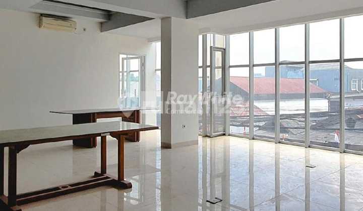 Mini Building Di Jl Bintaro Raya Jakarta Selatan