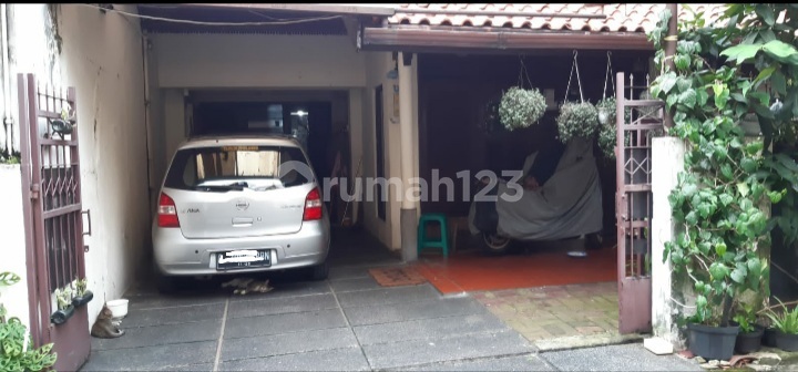 Nice House in Bendungan Hilir Central Jakarta