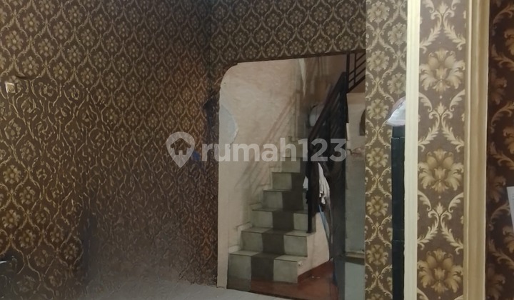 Nice House on Jl Bhayangkara Raya Cipadu Tangerang