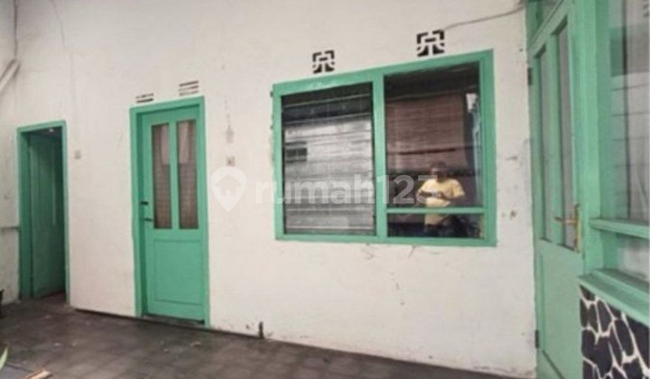 Rumah Lama Terawat di Sayap Riau Bandung 2