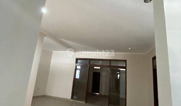 Dijual Rumah Siap Huni Di Suryalaya Menarik  2