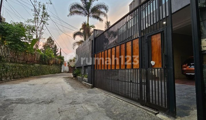 Minimalist Furnished Ready-to-Live House in Geger Kalong, Bandung 2