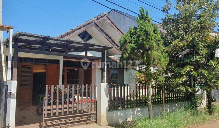 Rumah Terawat Komplek Arcamanik Bandung  1