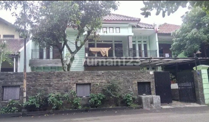 Rumah bagus terawat lokasi strategis suryalaya bandung kota