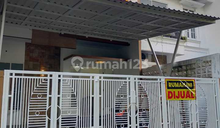 For Sale Ready-to-Occupy House D Gandaria South Jakarta For Sale Ready-to-Occupy House D Gandaria South Jakarta