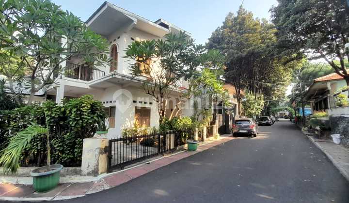 Dijual Rumah Hitung Tanah Cocok Buat Koskosan Lokasi Sangat Strategis Bendungan Hilir Jakarta Pusat