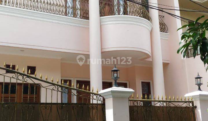 Disewa Rumah Area Senopati 2