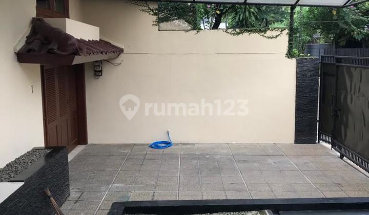 Disewakan Rumah Siap Huni Fully Furnished Jl Pondok Hijau Kebayoran Lama Jakarta Selatan 2