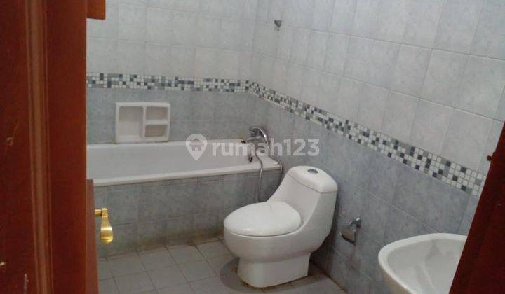 DISEWAKAN RUMAH SIAP HUNI LOKASI NYAMAN DIKEMANG SELATAN MAMPANG PRAPATAN JAKSEL  5