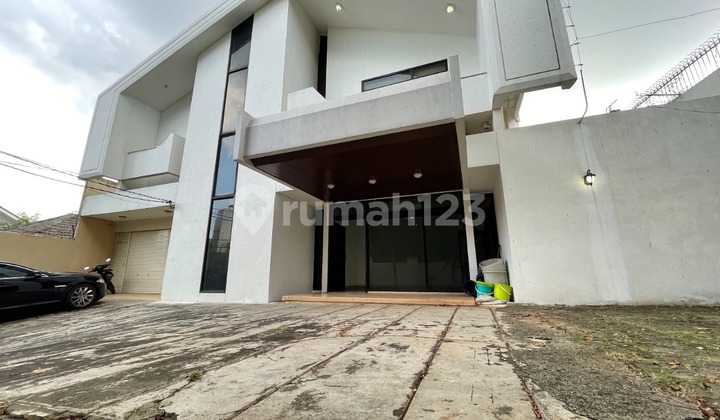 Dijual Rumah 10 Menit Dari Senopati Tidak Banjir 2