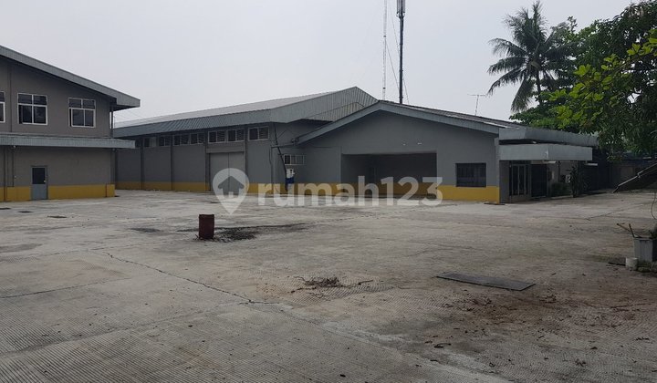 Amazing Sale Below Market Price Ready-to-Use Warehouse Area in Cakung Industrial Zone, East Jakarta Amazing Sale Below Market Price Ready-to-Use Warehouse Area in Cakung Industrial Zone, East Jakarta