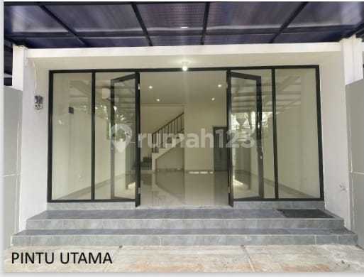 02-461For Rent Ready-to-Use Shop House (Ruko) in Tb Simatupang Area, South Jakarta 2