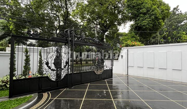 Dijual Rumah Baru dan Mewah Dimenteng Jakarta Pusat 2