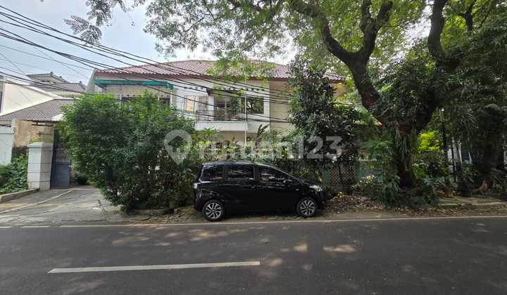 Price Drop ..Ready-to-Occupy House in Panglima Polim, South Jakarta Price Drop ..Ready-to-Occupy House in Panglima Polim, South Jakarta