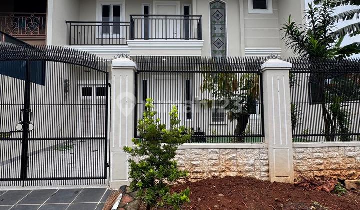 Comfortable House in the Strategic Area of Taman Alfa Indah Complex, West Jakarta Comfortable House in the Strategic Area of Taman Alfa Indah Complex, West Jakarta