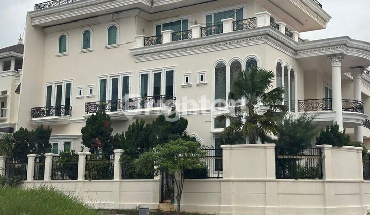 RUMAH MEWAH PANTAI MUTIARA JAKARTA UTARA