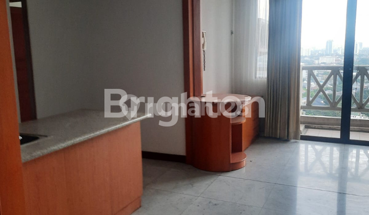 APARTEMEN SIMPRUG INDAH 3BR LANTAI SEDANG JAKARTA SELATAN